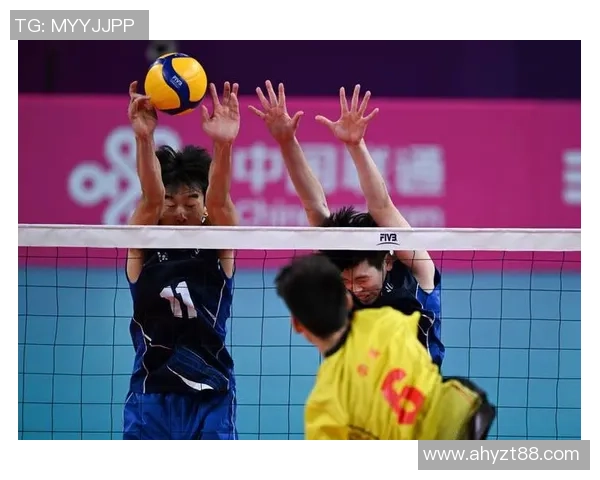 重庆排球队展现灵活战术应对能力引发联赛热议 重庆排球队展现灵活战术应对能力引发联赛热议