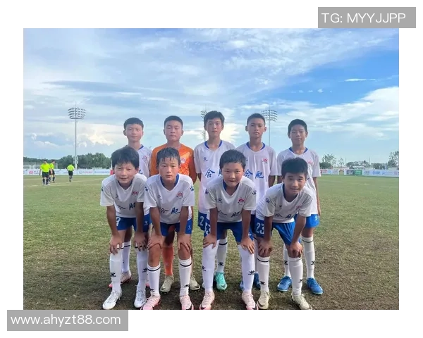 重庆足球队荣登足球意识排行榜第五名展现强大实力与潜力 重庆足球队荣登足球意识排行榜第五名展现强大实力与潜力